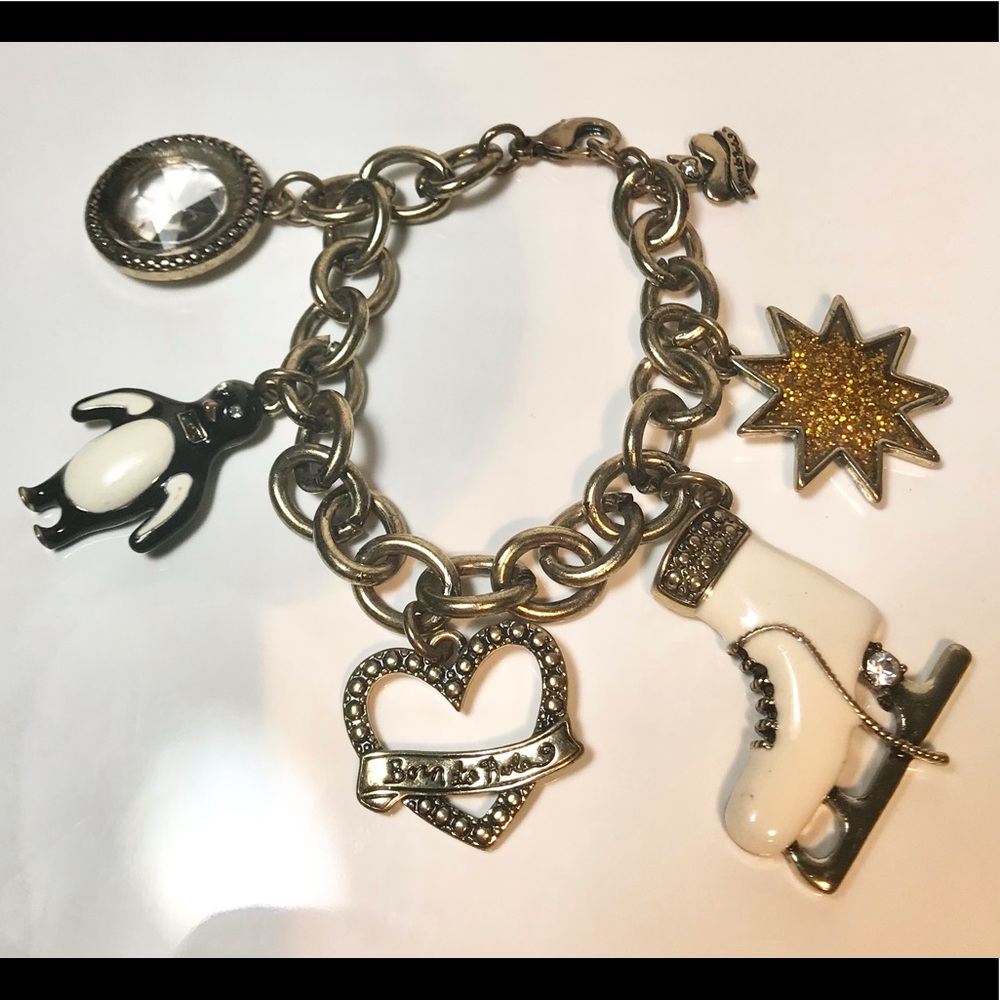 Princess Vera Wang born to rule penguin skate star charm bracelet 7.75”